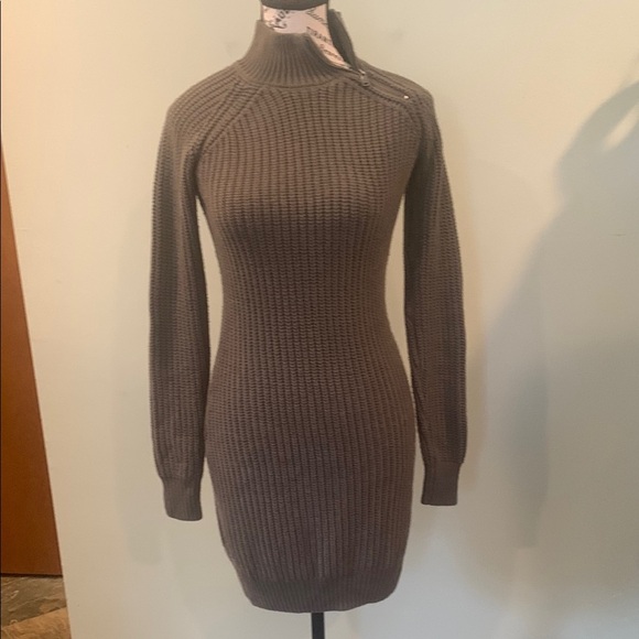 Yet Again Army Green Knit Sweater Dress Long Sleeve Mock Neck Women’s Small - Picture 1 of 7